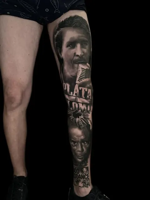 Leg sleeve avec portraits réalistes et inscriptions, Black & Grey